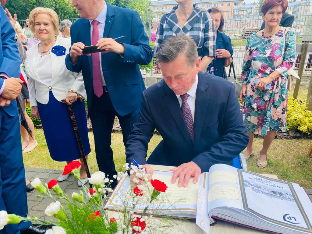 354831037 722237773039245 6078470173512434063 n